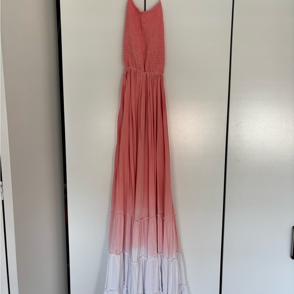 Naia Dress in Dusty Rose & White Gradasi - Picture 3 of 6